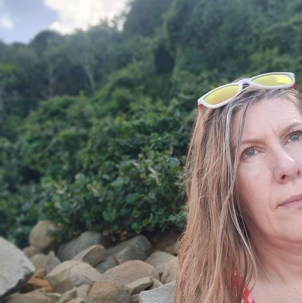 Meet your Posher, Julie